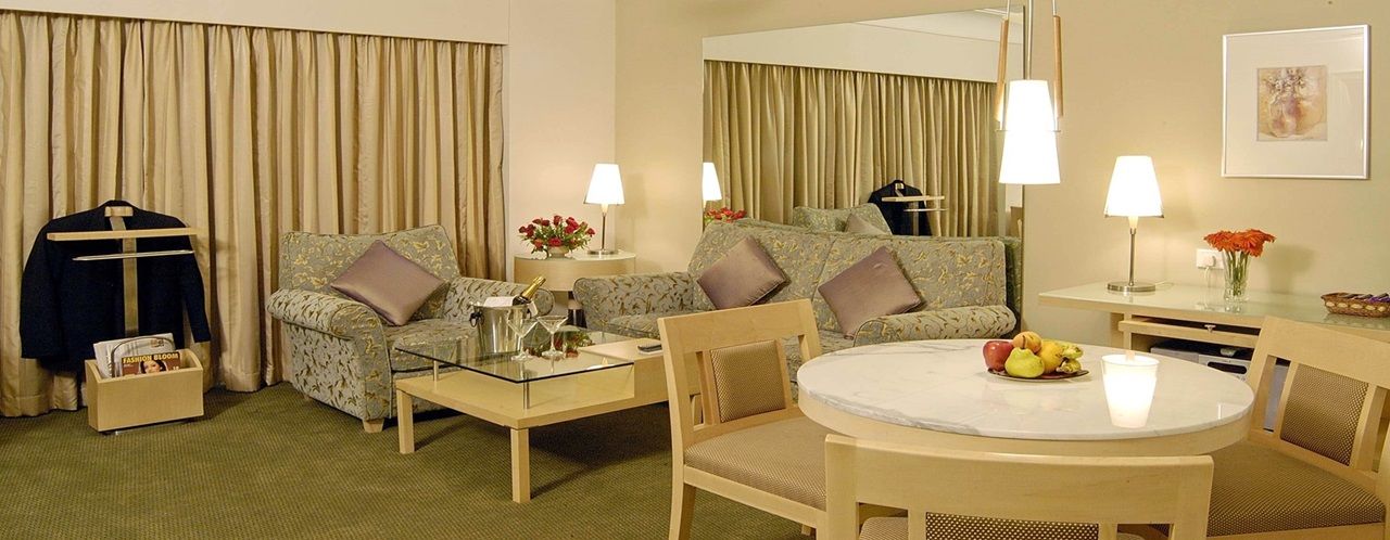 hotel in rajkot under 1500